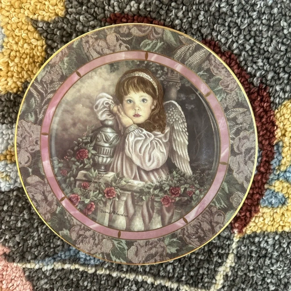 Vintage Wall Decor Plate Precious Angel Little Girl ‘Hope’ by Donna Richardson